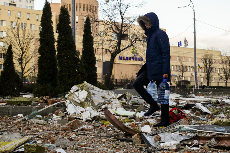 Ukraine rubble Kyiv